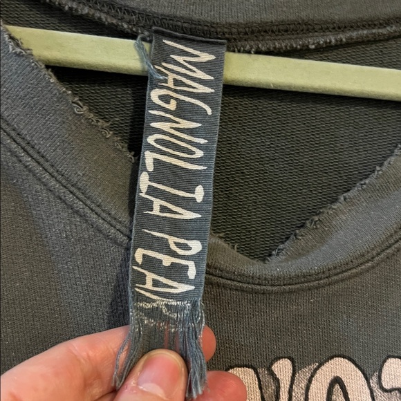 Magnolia Pearl Graphic Top - Picture 3 of 6